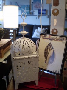 Ibiza Lantern and shell picture